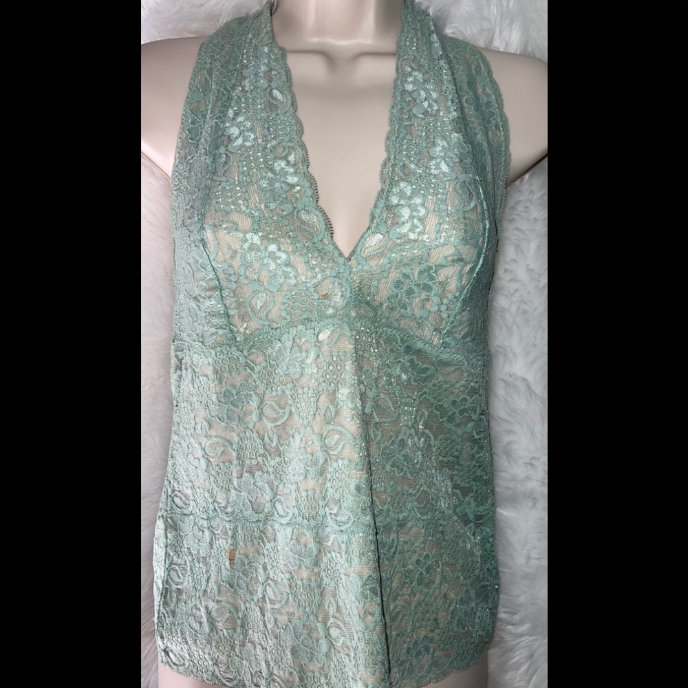 Sale 🔥 NWOT New York & Co. lace top size small